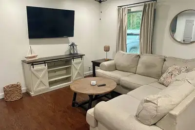 Image de Quiet, cozy 3 bedroom home, across from river, in peaceful Palatka