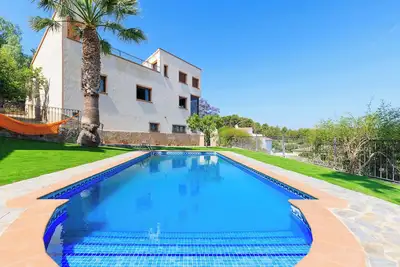 Image de Mediterranean Pool Villa - Unik Vacation