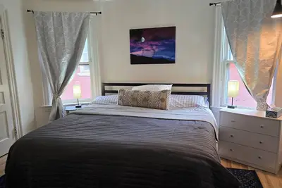 Image de Beautiful 3-Bedroom Home in Niagara Falls, New York