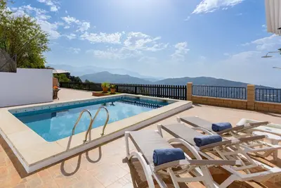 Image de Casa Kousgaard | Refuge Montagnard avec Vue sur Mer & Piscine Privée