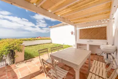 Image de GuestReady - Endroit paisible Ă Colares