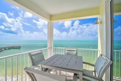 Image de *New* Penthouse-Beach Front