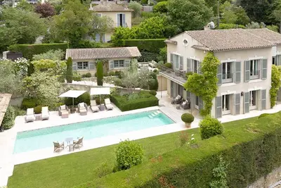 Image de La Belle Vie - walking distance to village