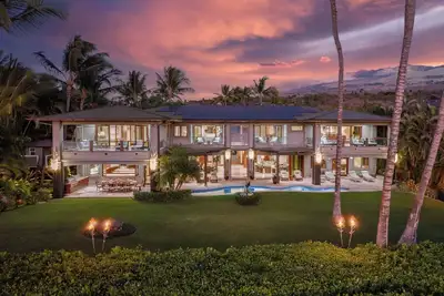 Image de Luxurious Oceanfront Sandy Beach Estate on Makena Beach-6br/7. 5ba 8, 030 Sq Ft