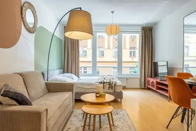Image de Designer Prague Studio in a Vibrant Neighborhood