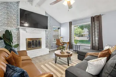 Image de 3 Bed W/Pool I 15 Mins to At&T Stadium & Six Flags