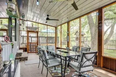 Image de Walk to Lake Fayetteville: Family Retreat w/ Deck