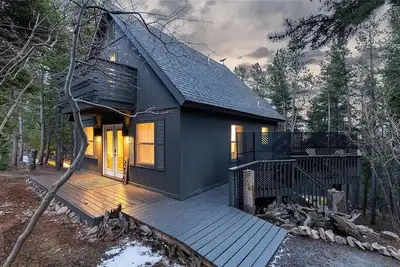 Image de Elevated St. Mary's Glacier Retreat: Escape to mountain views, trails, hot tub