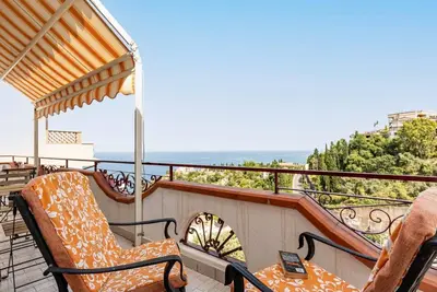 Image de GuestHost - Lovely Flat in Taormina with Balcony