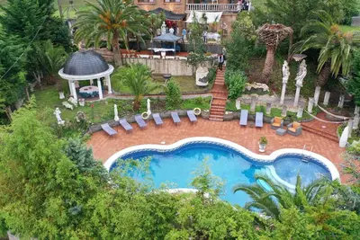 Image de A Private Haven for Relaxation or Celebration