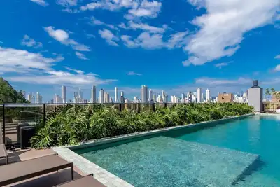 Image de Building With Swimming Pool Next to Balneario Shopping in Bc - Tso