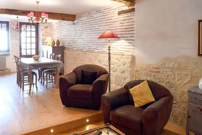 Image de Maison confortable de 4 chambres Ă .