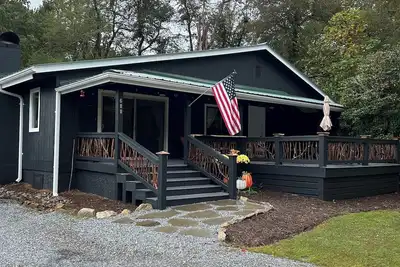Image de Charming 2-bedroom house in beautiful Cedar Mountain 4. 5 miles to Pretty Place