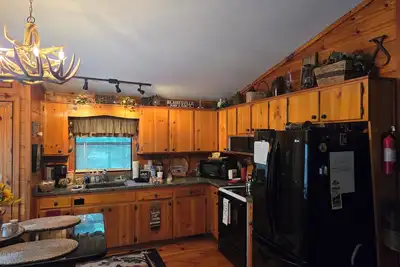 Image de Charming cozy  2-bedroom Cabin