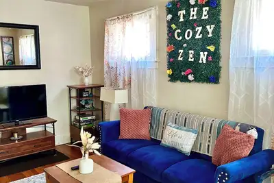 Image de Cozy Stay Near Uh, Cleveland Clinic & Cwru. Walk to Dining & Transit. Ideal