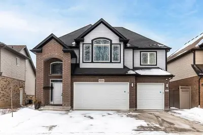 Image de Spacious 5-bedroom villa with WiFi and Ac in amazing Niagara Falls