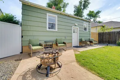 Image de 2 Mi to Dtwn: Family Home in Cheyenne!