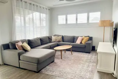Image de The Cozy Cottage -  Charming Coastal Getaway in Charlestown