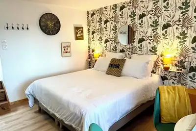 Image de Studio avec entrée indépendante sur un domaine de 9 ha