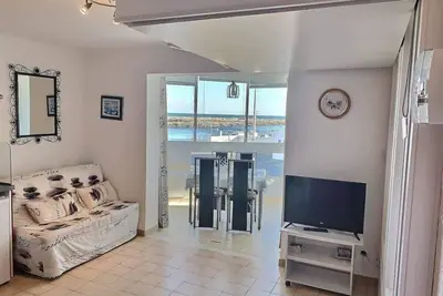 Image de La Peyroulade - Studio confortable avec vue mer et