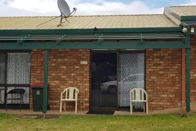 Image de Seaside Lodge-Esplanade/Buller in Kingscote-pay half now then half on arrival