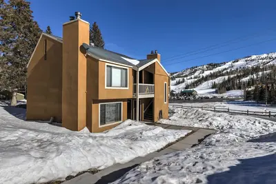Image de Cozy 1-bedroom condo in awesome Brian Head with WiFi. Walk to Giant Steps.