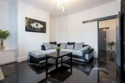 Image de Bright & Spacious 2 Bedroom Home in St Helens