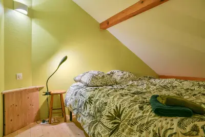 Image de Maison de vacances 'Studio 4 Places Proche Lac' avec balcon, Wi-Fi et climatisation