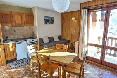 Image de Appartement avec balcon, animaux admis, parking inclus