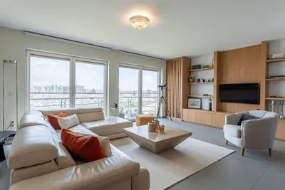 Image de Joli appartement pour 4 personnes avec Tv et balcon