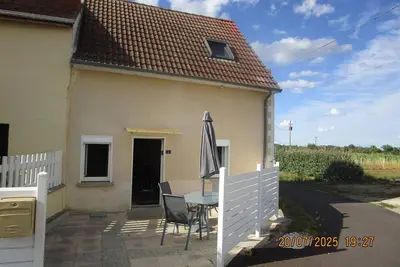 Image de Maison de Vacances 'Les Sassiers' avec Vue sur le Lac, Terrasse Commune et Wi-Fi
