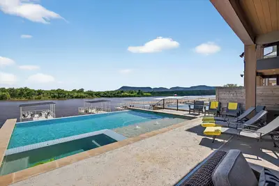 Image de Sunset Oaks I | Concierge Services