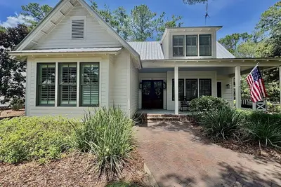 Image de A Beautiful Cottage in the Heart of Palmetto Bluff