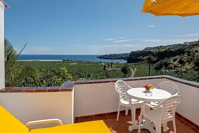 Image de Apartments with terraca inside of banana plantation with ocean view