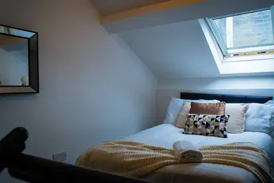 Image de Appartement-de Luxe-Salle de bain privée séparée-Vue sur Rue