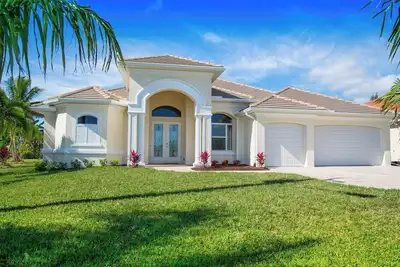 Image de Villa Amalaya - Trois Chambres Villa, Couchages 8