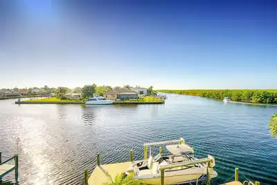 Image de Villa Prestige - Cinq Chambres Villa, Couchages 10