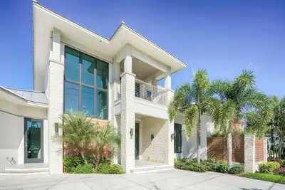 Image de Villa Veranda - Trois Chambres Villa, Couchages 6