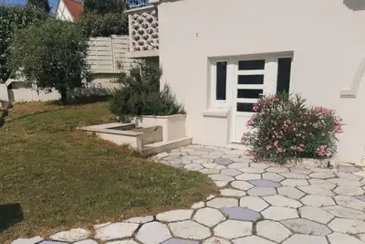 Image de Studio F1 avec chambre séparée à 200 mètres de la mer au touquet 51 euro la nuit