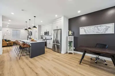 Image de Ultimate Group Stay, 3 King Beds, 2 Suites