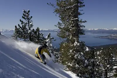 Image de Spend New Year's at the luxurious Hyatt High Sierra Lodge.