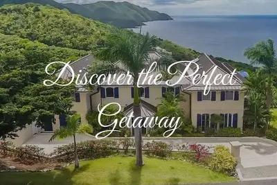 Image de 6 Beds 8 Bath Luxury St Croix Home Gorgeous View of Caribbean Sea to Rain Forest