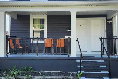 Image de Stylish two bedroom apartment five minutes from Niagara Falls, Ontario