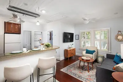 Image de Charming 2 Bedroom Cottage in Old Town Key West
