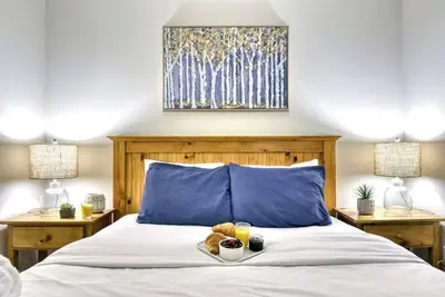 Image de Elegant Apartment - View Lake Tremblant & Mountain
