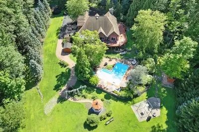 Image de Luxury 10br Escape w/ Pool, Hot Tub & Game Lounge