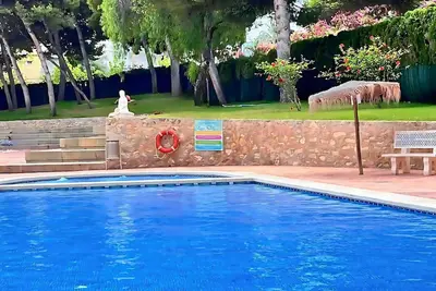 Image de Appartement cosy, 500 m de la plage avec piscines et tennis