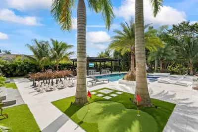 Image de Waterfront Estate•7br•Heated pool•Spa•Bbq•Basketball