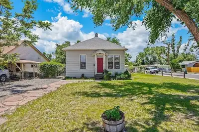 Image de Elm Extended Stay Bungalow - 30 Day+ Stays!