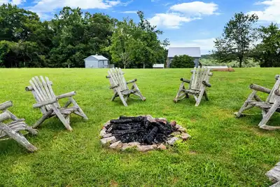 Image de Peaceful Pines Mountain Cabin with Jacuzzi and Views! Cabin 12
